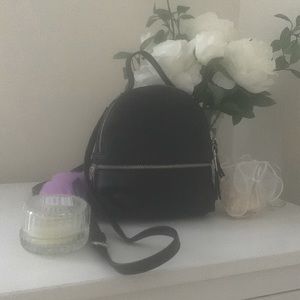 Jacki Convertible Blackpack